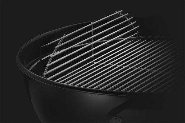 Napoleon 22" Charcoal Kettle Grill Black Features - Hinged Cooking Grids
