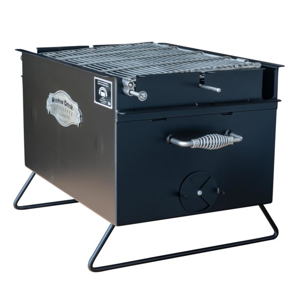 Cool-to-the-Touch Handle and Vent on BBQ26 Chicken Cooker